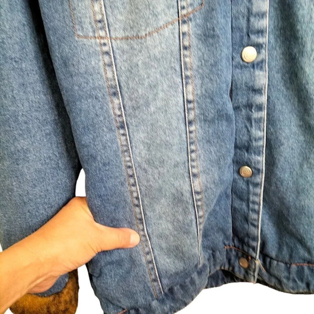 1027)Big Chill Girl Winter Jean Jacket Faux Fur Trim Size 14/16